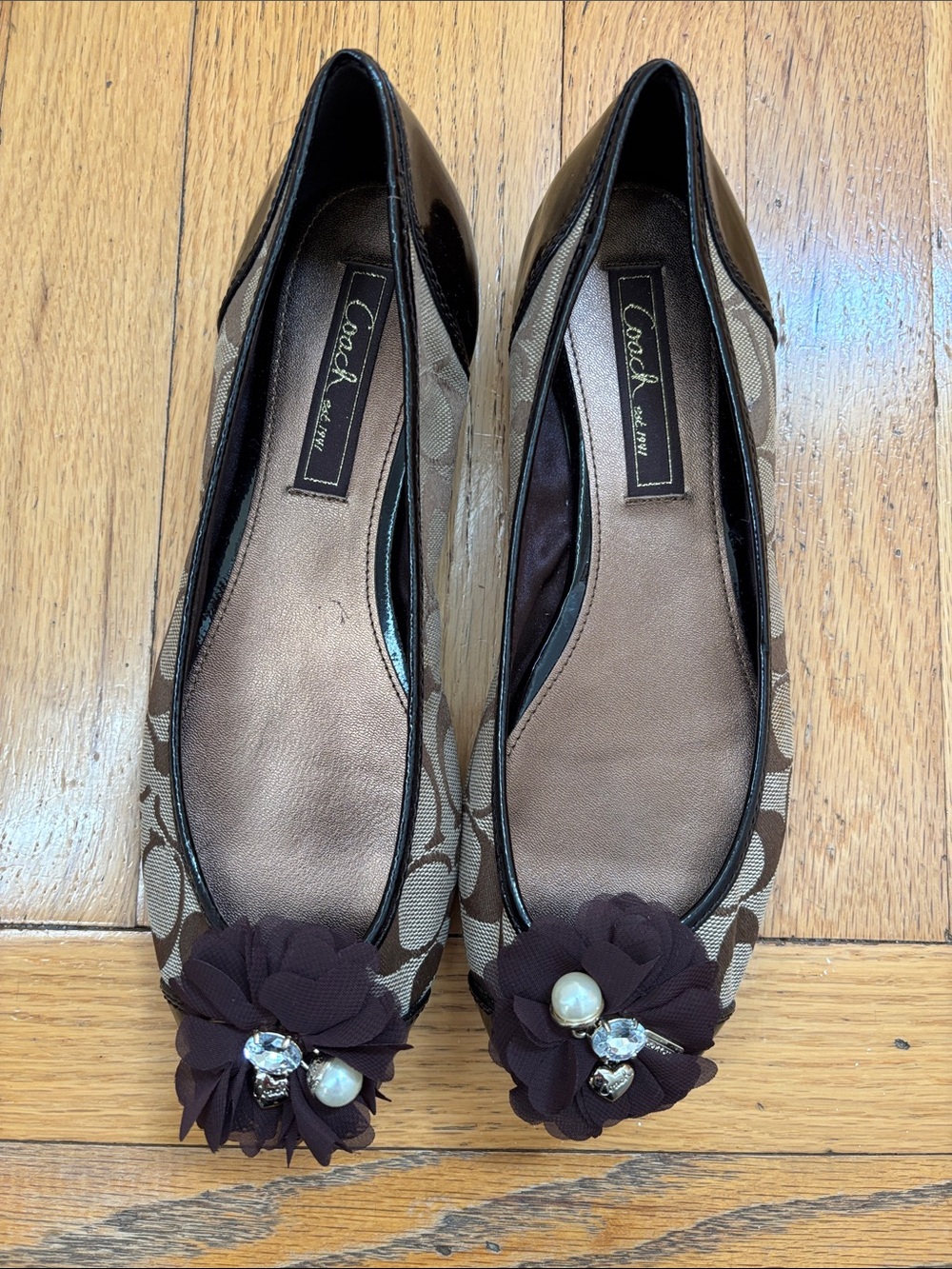 Coach Brown Signature Canvas Floral Appliqué Ballet Flats brand new size 8